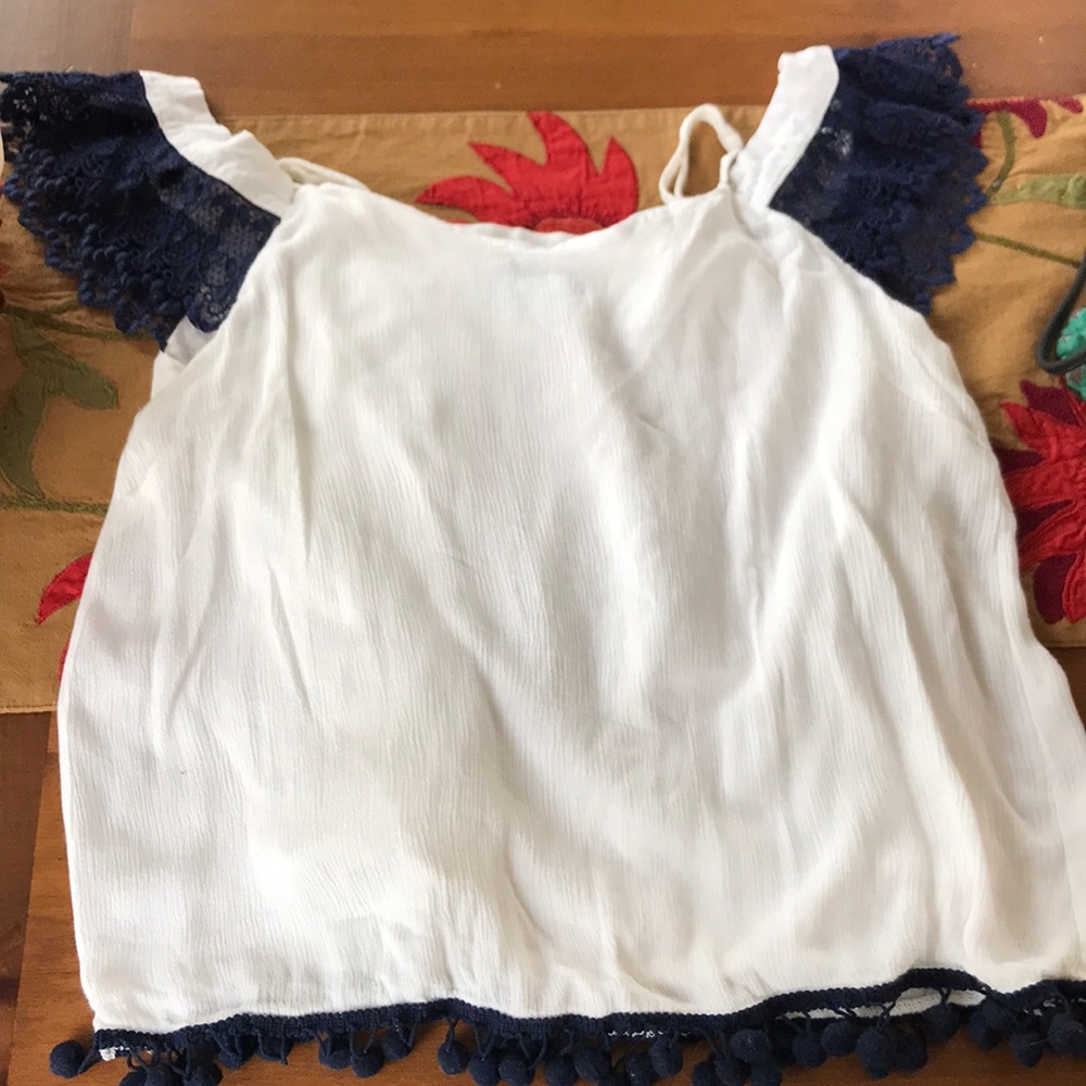 Cold shoulder top